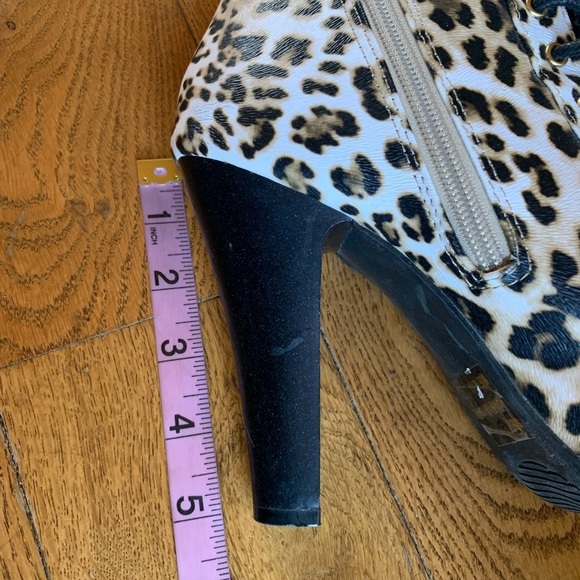 Charlotte Russe Leopard Print Boots - Picture 9 of 11